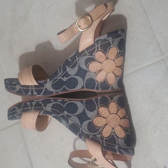 Coach Kori Denim Bleeker Rare Coach Wedges. - Picture 7 of 10